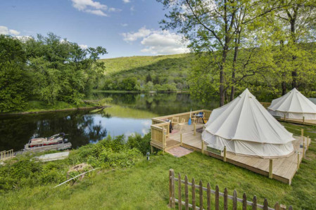 Riverside-Glamping-449x299