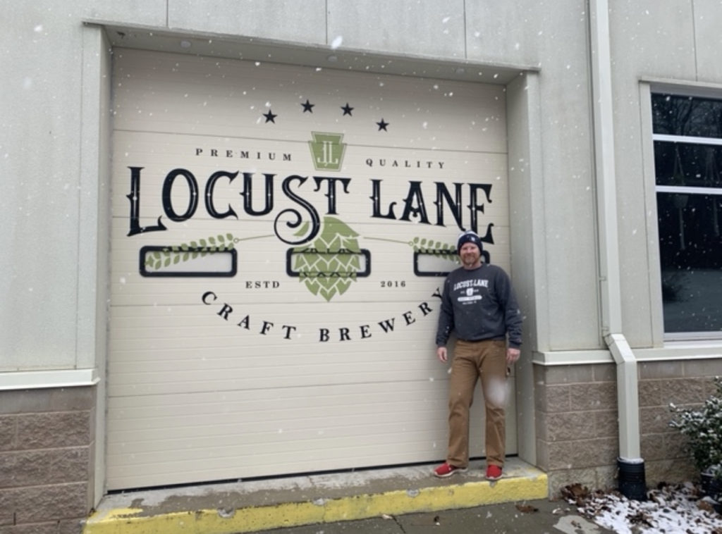 Tom Arnold Locust Lane Craft Brewery
