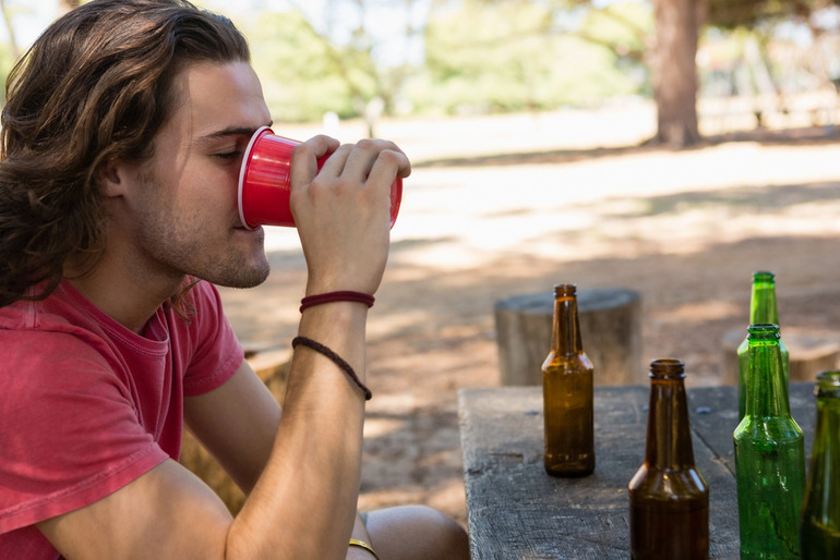 Kratom Hangover Vs Alcohol Hangover: Key Differences, Symptoms, And What To Know
