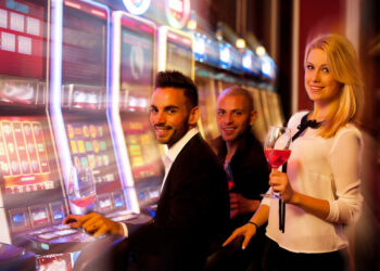 From Taproom to Screen: How You Can Claim 100 Free Spins Without a Deposit Today