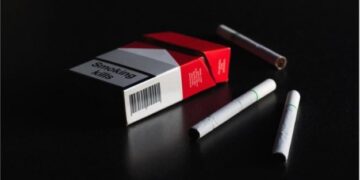 Canadian Lights Cigarettes At Smokes Canada: A Closer Look At Value And Savings